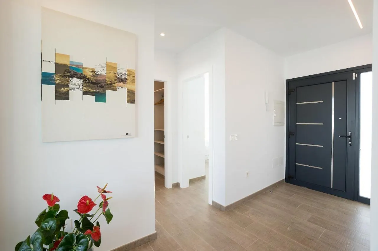 Sea Breeze Villas Lapa And Claca Playa Blanca  0*, Playa Blanca (Lanzarote)