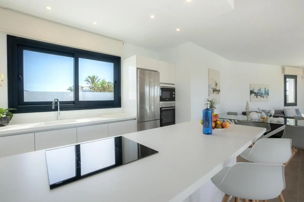 Sea Breeze Villas Lapa And Claca Playa Blanca  0*, Playa Blanca (Lanzarote) Spain